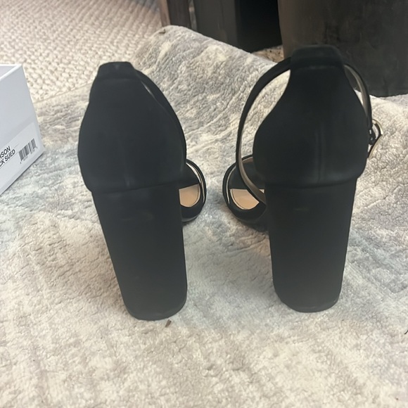 Steve Madden Carsson black suede heels size 7 - Picture 3 of 3